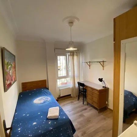 El Antiguo Tunel De Tetuan Apartment Santander