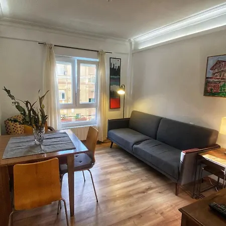 Apartment El Antiguo Tunel De Tetuan Santander